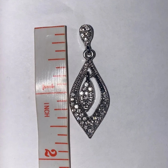 Earrings  - Picture 5 of 5